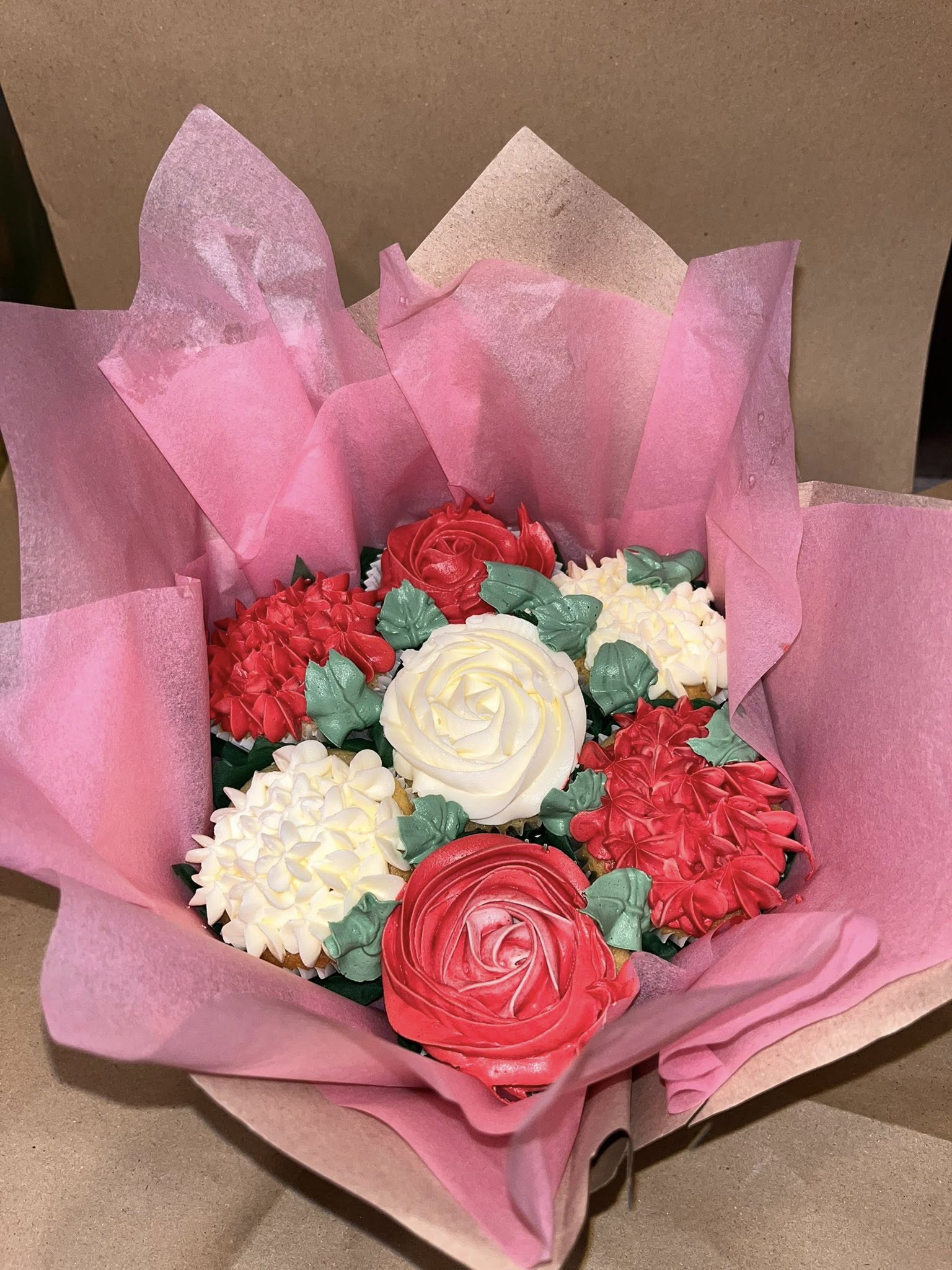 Valentine's Day cupcake bouquet