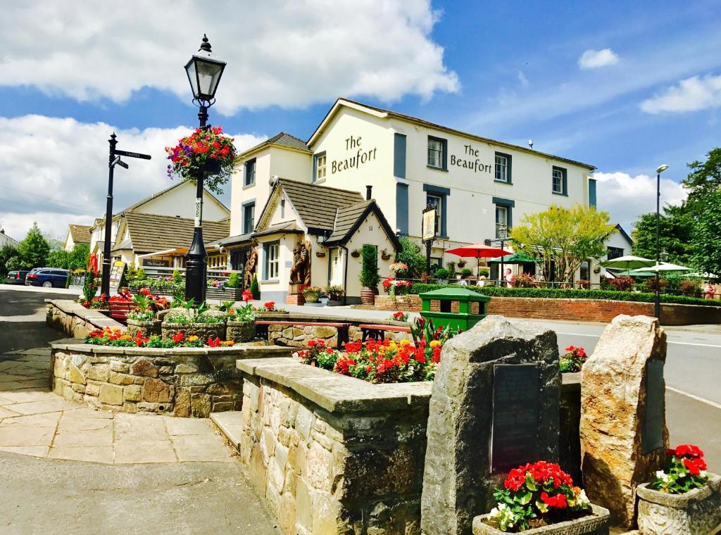 The Beaufort Arms