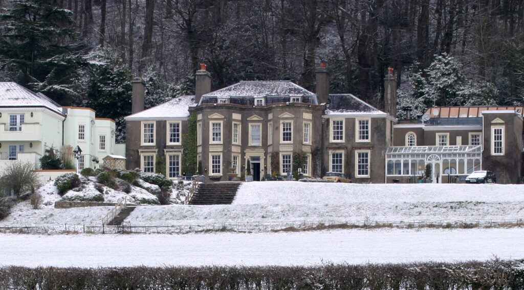 New House Country Hotel